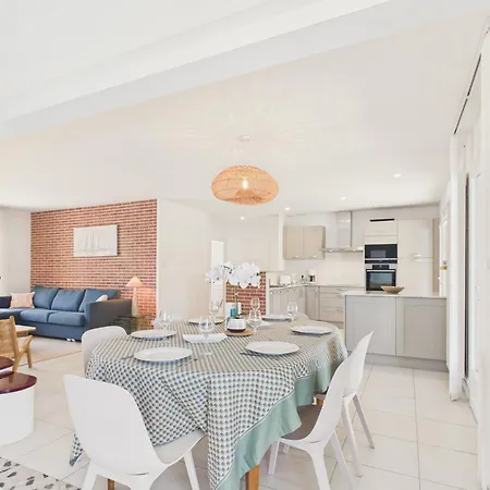 Piscine, Jardin Et Barbecue, Maison Pour 8 Les Sables-dʼOlonne
