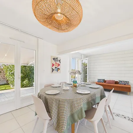 Piscine, Jardin Et Barbecue, Maison Pour 8 * レ・サ​​ーブル・ドロンヌ