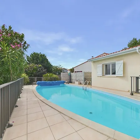 別荘 Piscine, Jardin Et Barbecue, Maison Pour 8 レ・サ​​ーブル・ドロンヌ